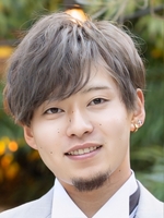 出張ホスト平口 真